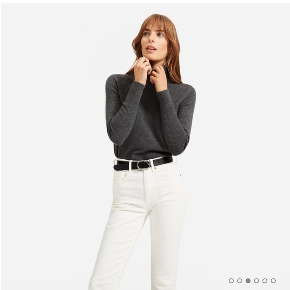 Everlane Highrise Straight Jean - Picture 5 of 8